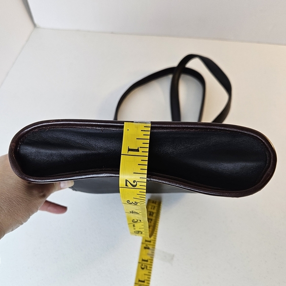 Brighton VTG Small Slim Black Leather Shoulder Bag - Picture 13 of 14